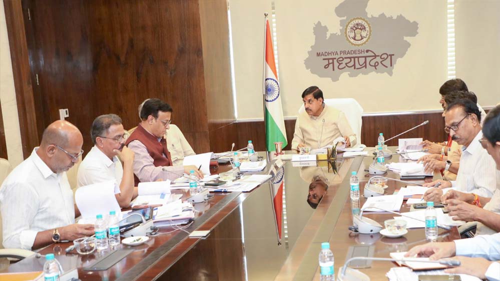 भोपाल और इंदौर-उज्जैन मेट्रोपॉलिटन क्षेत्र नई सड़कों से होगा समृद्ध : मुख्यमंत्री डॉ.यादव भोपाल और इंदौर-उज्जैन मेट्रोपॉलिटन क्षेत्र नई सड़कों से होगा समृद्ध : मुख्यमंत्री डॉ.यादव