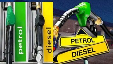 Petrol-Diesel Crisis: क्या देश में पेट्रोल-डीजल की कमी हो गई है? इंडियन ऑयल ने दिया बड़ा अपडेट Petrol-Diesel Crisis: क्या देश में पेट्रोल-डीजल की कमी हो गई है? इंडियन ऑयल ने दिया बड़ा अपडेट