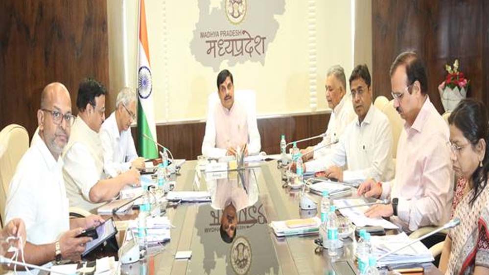 आयुर्वेद चिकित्सा के सफल प्रयोग की जानकारी और लाभ जन-जन तक पहुंचायें: मुख्यमंत्री डॉ. यादव