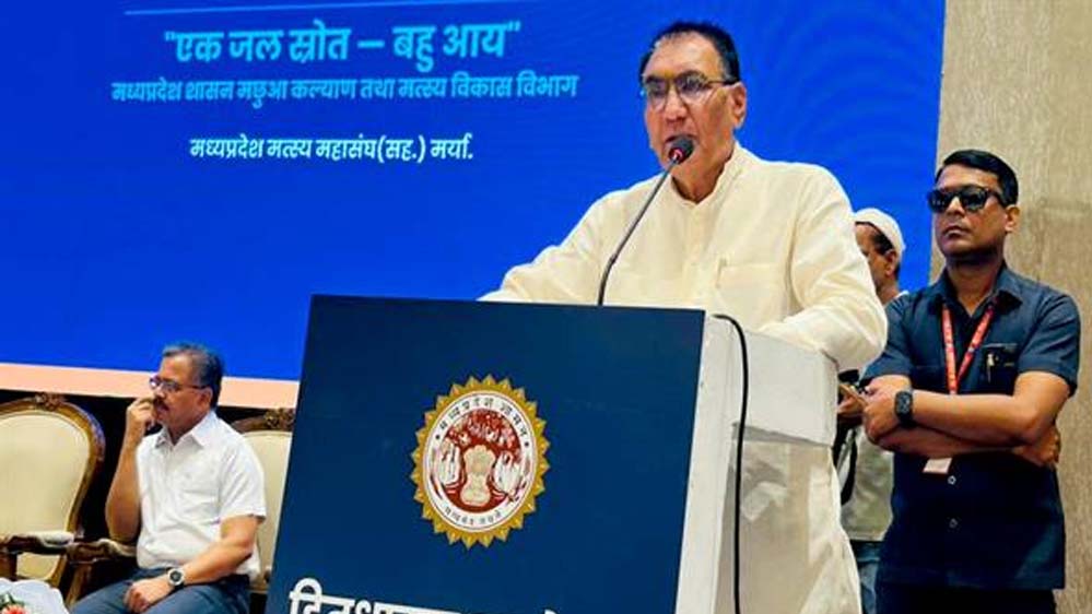 पारंपरिक मछली पालन से आगे बढ़कर स्टार्टअप आधारित होगा मत्स्योद्योग : राज्यमंत्री पंवार पारंपरिक मछली पालन से आगे बढ़कर स्टार्टअप आधारित होगा मत्स्योद्योग : राज्यमंत्री पंवार