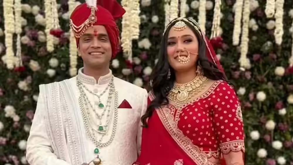 ट्विशा केस पर सुप्रीम कोर्ट सख्त, दोनों पक्षों को मीडिया में बयानबाजी से रोका ट्विशा केस पर सुप्रीम कोर्ट सख्त, दोनों पक्षों को मीडिया में बयानबाजी से रोका