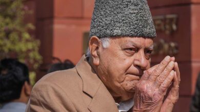 फारूक अबदुल्ला का बयान: कश्मीरी पंडितों के बिना जम्मू-कश्मीर अधूरा, उनका जाना बड़ा नुकसान