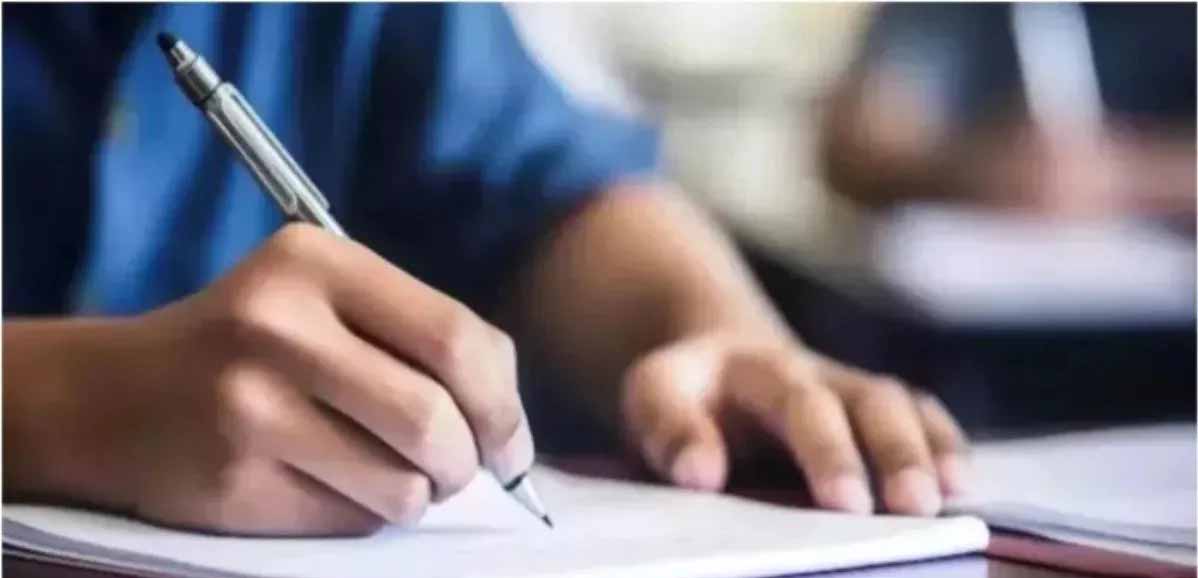 अलीगढ़ में UPSC प्रीलिम्स की तैयारी: 11 केंद्रों पर 4467 अभ्यर्थी देंगे परीक्षा