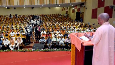 शिक्षकों को सम्मान-सुरक्षा का संबल, यूपी में अब सशक्त शिक्षा व्यवस्था
