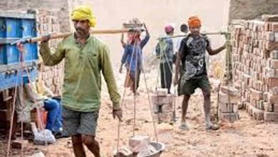 उत्तर प्रदेश में निर्माण श्रमिकों के पंजीकरण की प्रक्रिया हुई सरल, आधार और 90 दिन कार्य अनुभव पर्याप्त