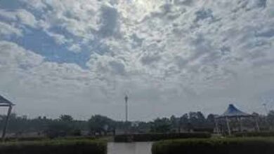 यूपी मौसम अपडेट: बारिश से गिरा तापमान, 4-5 मई को तेज आंधी और बूंदाबांदी के आसार