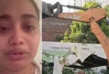 लखनऊ: सैलून मैनेजर रत्ना सिंह सुसाइड केस में आरोपी के अपार्टमेंट पर चला बुलडोजर
