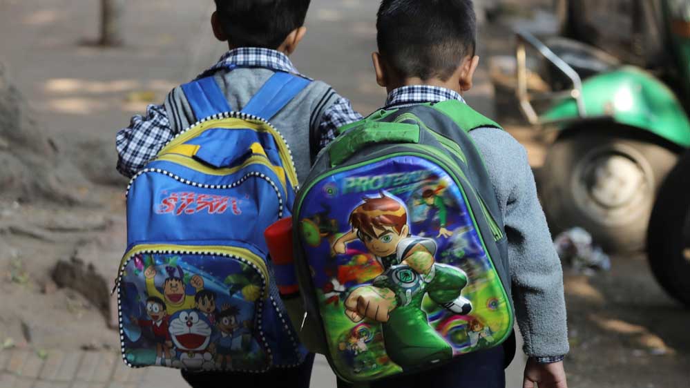 जबलपुर में स्कूल बैग के वजन पर सख्ती, DPI ने कलेक्टर-डीईओ को दिए सख्त निर्देश