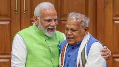 संतोष सुमन का विपक्ष पर बड़ा हमला, बोले‘मोदी युग में विपक्ष की हालत झालमुड़ी जैसी’