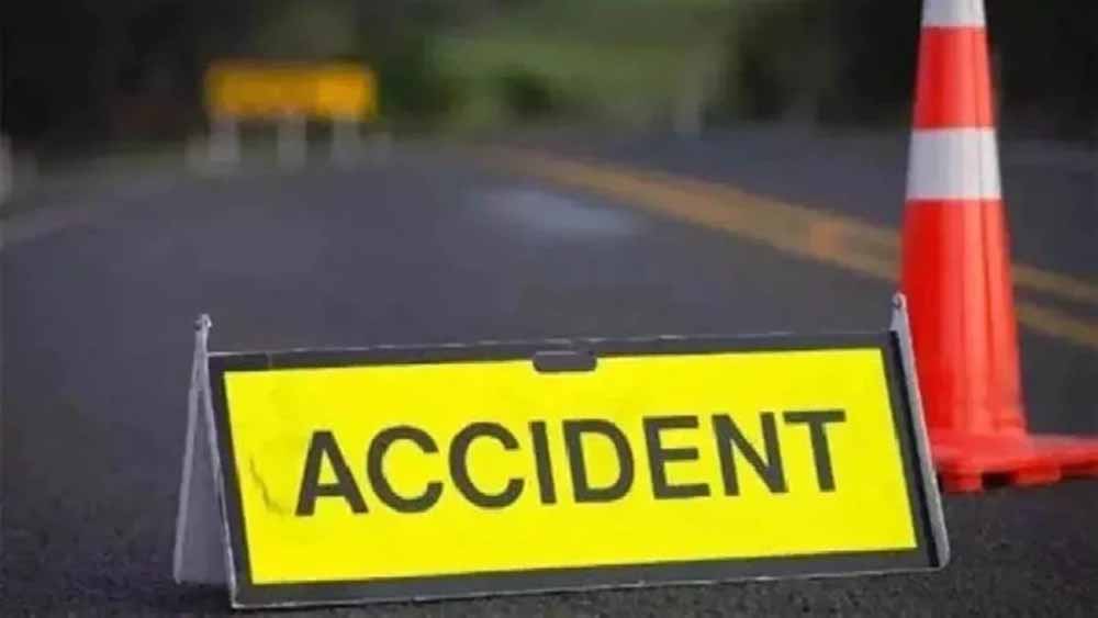 इंदौर में दर्दनाक हादसा, बेकाबू पानी के टैंकर ने मां-बेटे को रौंदा, बेटे की गोद में मां की मौत
