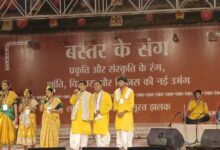 लोकनृत्यों की रंगारंग प्रस्तुति में झूमे अमित शाह, बादल अकादमी में तीन मुख्यमंत्री भी रहे मौजूद