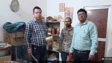 खाद्य विभाग का बड़ा एक्शन: एक्सपायरी सामान जब्त, कैंटीन और दुकानों में मिलीं गंभीर खामियां