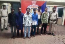 रायपुर कोर्ट परिसर में चाकू लेकर पहुंचे 2 युवक गिरफ्तार, पुलिस के चेकिंग अभियान में 8 संदिग्ध भी पकड़े गए