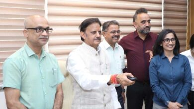 उप मुख्यमंत्री शुक्ल ने “एयर एम्बुलेंस एमपी” पोर्टल एवं मोबाइल ऐप का किया शुभारंभ उप मुख्यमंत्री शुक्ल ने “एयर एम्बुलेंस एमपी” पोर्टल एवं मोबाइल ऐप का किया शुभारंभ