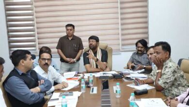 हर गौशाला में न्यूनतम पाँच हजार गौवंश का होगा पालन, 30 प्रतिशत रखे जाएंगे दुधारू नस्ल के गौवंश हर गौशाला में न्यूनतम पाँच हजार गौवंश का होगा पालन, 30 प्रतिशत रखे जाएंगे दुधारू नस्ल के गौवंश