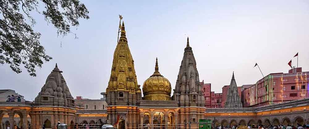 योगी सरकार में बढ़ी आस्था की रौनक, काशी विश्वनाथ मंदिर में रिकॉर्ड तोड़ श्रद्धालुओं ने किए दर्शन
