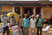 किसान चोवाराम एवं बेनीराम ने खाद, बीज के वितरण की व्यवस्था की सराहना की