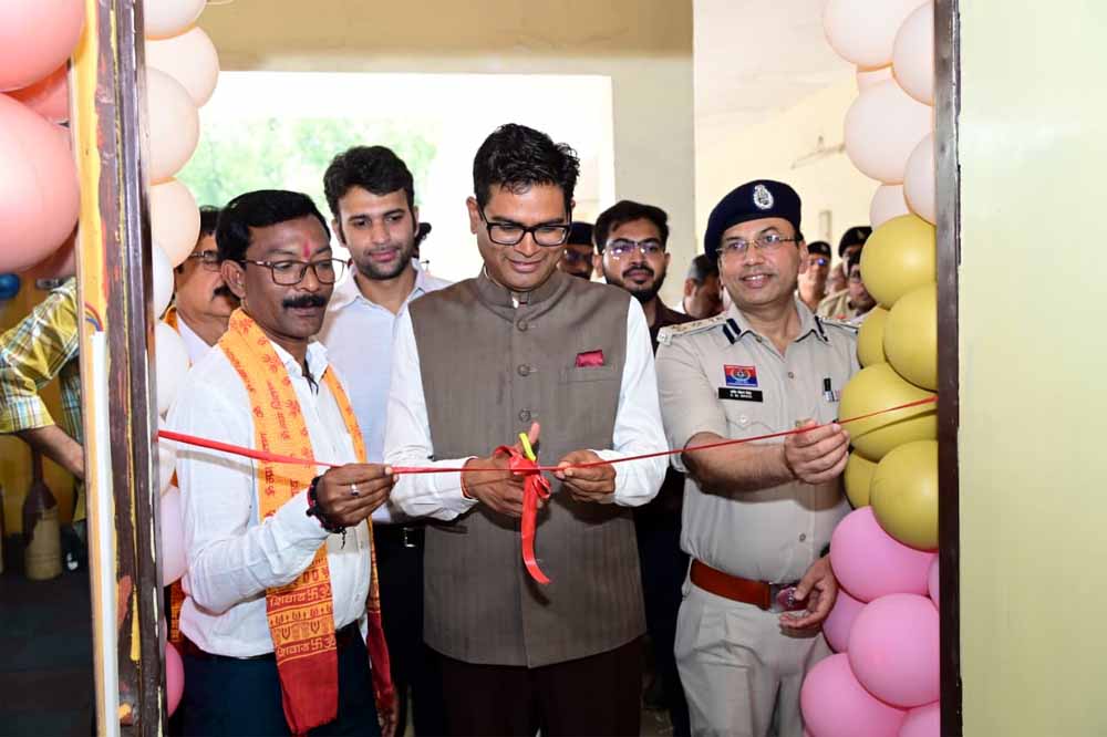 वित्त मंत्री ओपी चौधरी ने पुलिस लाइन उर्दना में अत्याधुनिक पुलिस जिम का किया लोकार्पण वित्त मंत्री ओपी चौधरी ने पुलिस लाइन उर्दना में अत्याधुनिक पुलिस जिम का किया लोकार्पण