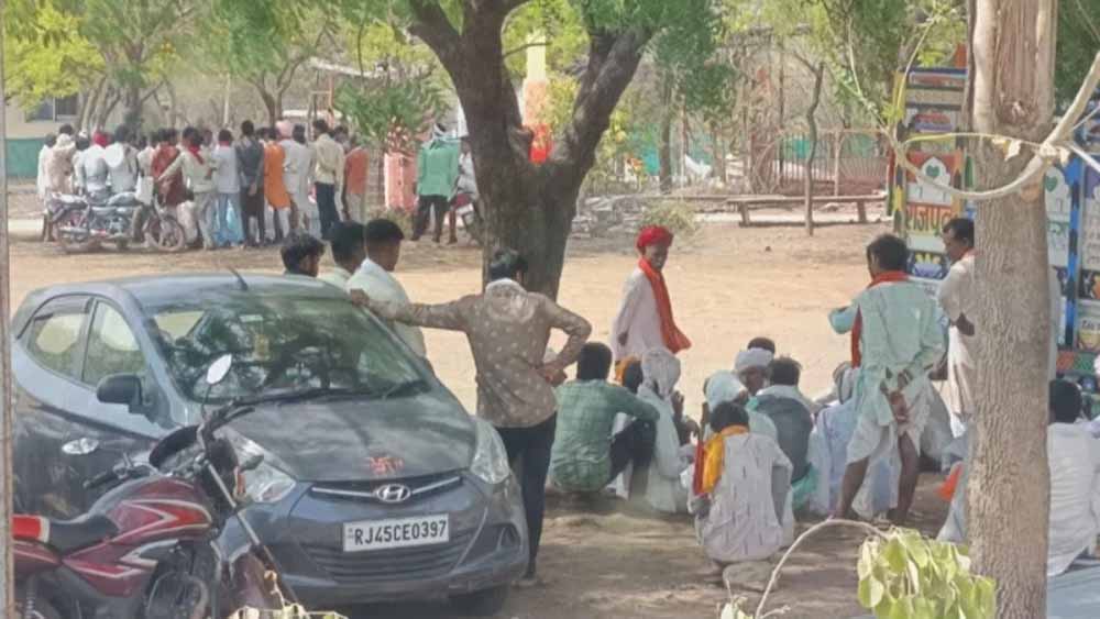 डिजिटल इंडिया के दौर में राजगढ़ में ‘झगड़ा प्रथा’ का खेल, नाबालिग लड़की पर थाने के सामने 20 लाख की पंचायत