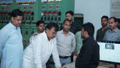 ऊर्जा मंत्री  तोमर ने रात में किया सिविल अस्पताल हजीरा, बिरला नगर सहित विद्युत केन्द्रों का औचक निरीक्षण