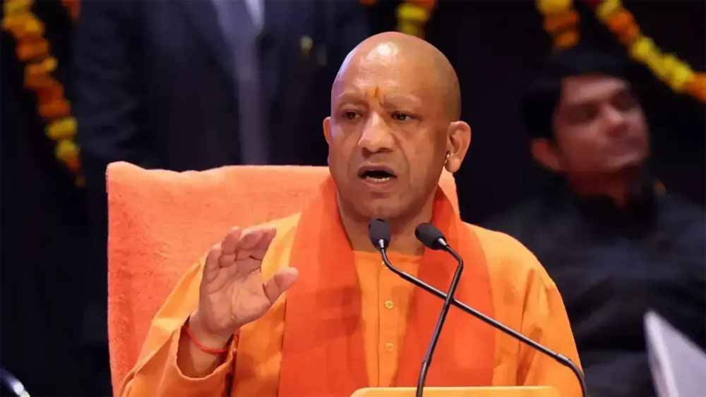 दो साल बाद परिजनों को मिला मूक-बधिर बालक, भावुक होकर योगी सरकार का जताया आभार दो साल बाद परिजनों को मिला मूक-बधिर बालक, भावुक होकर योगी सरकार का जताया आभार