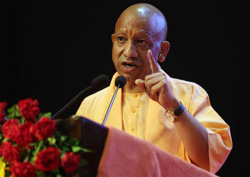 नमाज पढ़नी है तो शिफ्ट में पढ़िए,  लेकिन सड़क पर नहीं: मुख्यमंत्री