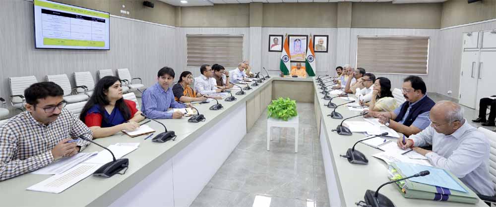 भीषण गर्मी पर सीएम योगी ने दिए सभी विभागों को अलर्ट रहने के निर्देश