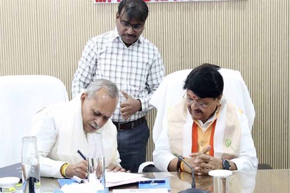 नवनियुक्त अध्यक्ष  जैन ने संभाला मध्यप्रदेश गृह निर्माण एवं अधोसंरचना विकास मंडल का कार्यभार