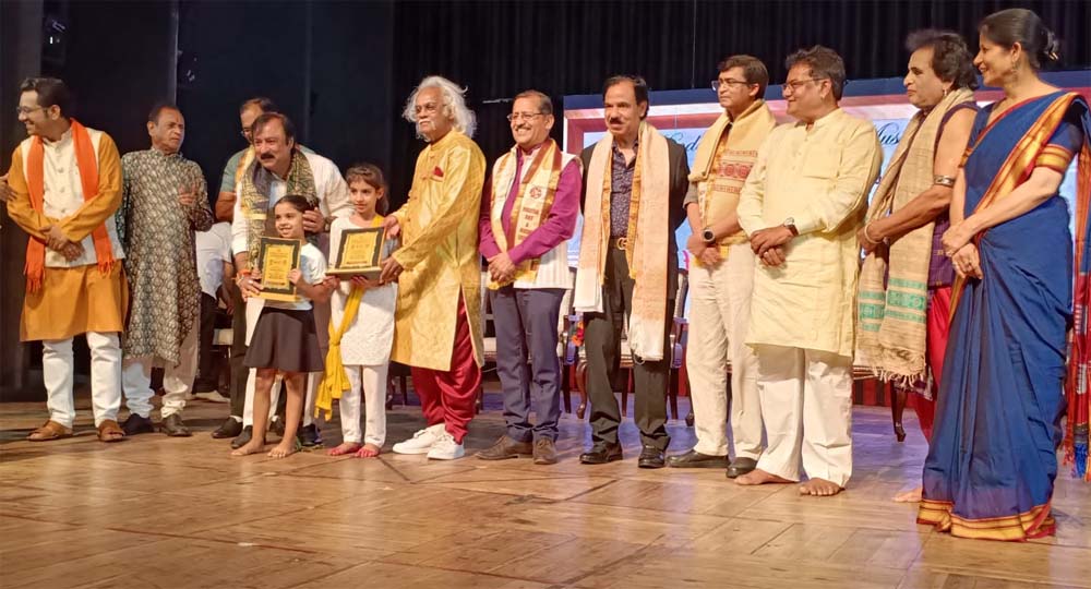 भोपाल में नेक्स्ट जेन टैलेंट समिट 2026, कथक नृत्य में 9 छात्रों ने जीते पुरस्कार