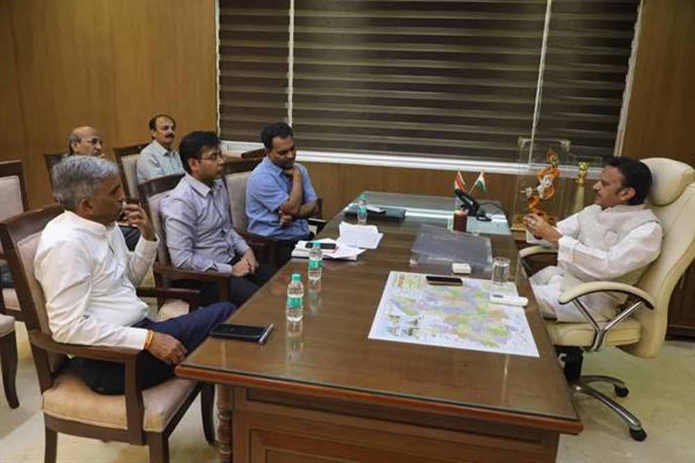 समय-सीमा में गुणवत्तापूर्ण करें कार्य, सतत मॉनिटरिंग करें: उप मुख्यमंत्री  शुक्ल