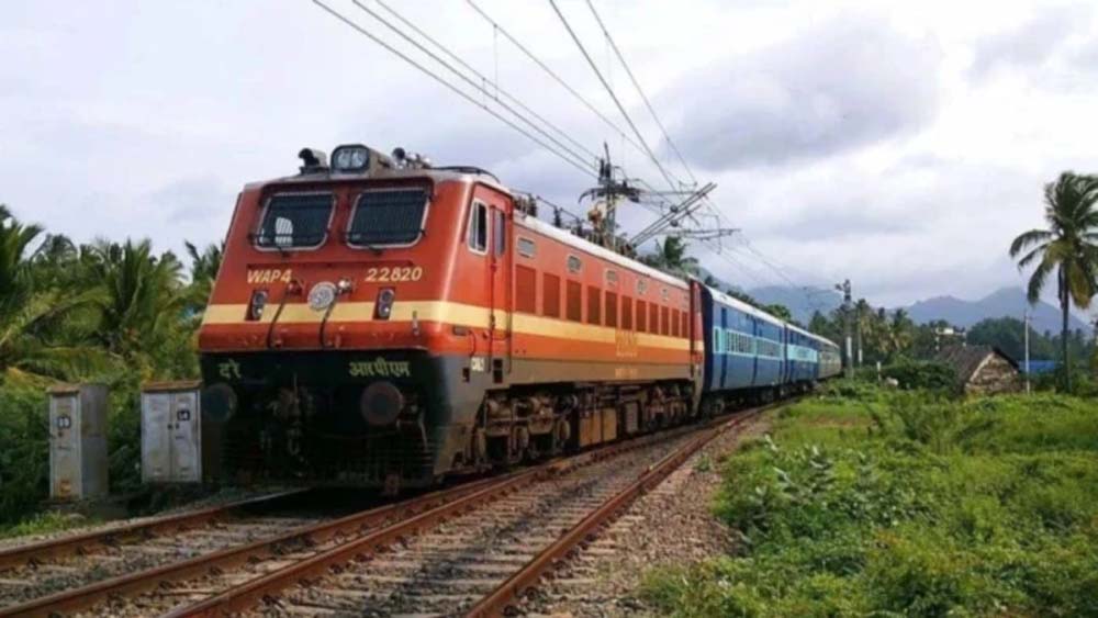 इंदौर से मुंबई का सफर होगा आसान: 4 मई से दौड़ेगी AC सुपरफास्ट समर स्पेशल ट्रेन