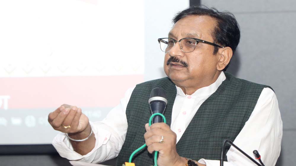 बिखरे हुए गांवों के स्थान पर ब्लॉक मुख्यालय में छात्रावासों का किया जाये युक्तियुक्तकरण : मंत्री डॉ. शाह