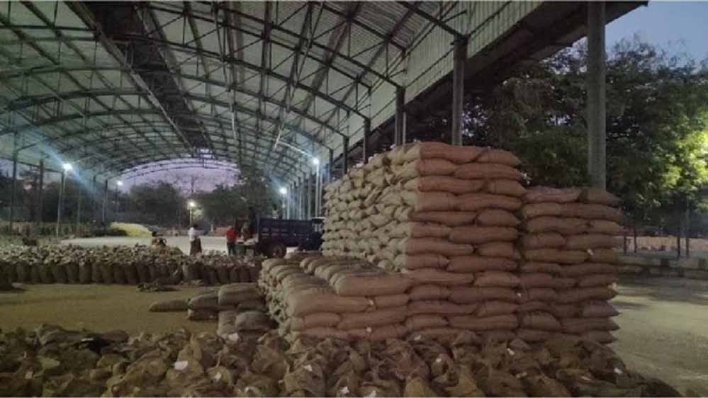 MP में रिकॉर्ड गेहूं खरीदी! 13.36 लाख किसानों से 103 लाख मीट्रिक टन उपार्जन MP में रिकॉर्ड गेहूं खरीदी! 13.36 लाख किसानों से 103 लाख मीट्रिक टन उपार्जन