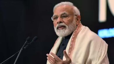 NEET परीक्षा के बीच PM मोदी का संवेदनशील फैसला, एयरपोर्ट पर किया इंतजार
