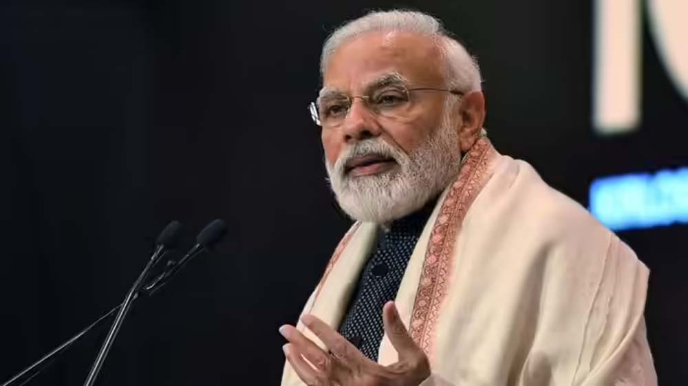 NEET परीक्षा के बीच PM मोदी का संवेदनशील फैसला, एयरपोर्ट पर किया इंतजार NEET परीक्षा के बीच PM मोदी का संवेदनशील फैसला, एयरपोर्ट पर किया इंतजार