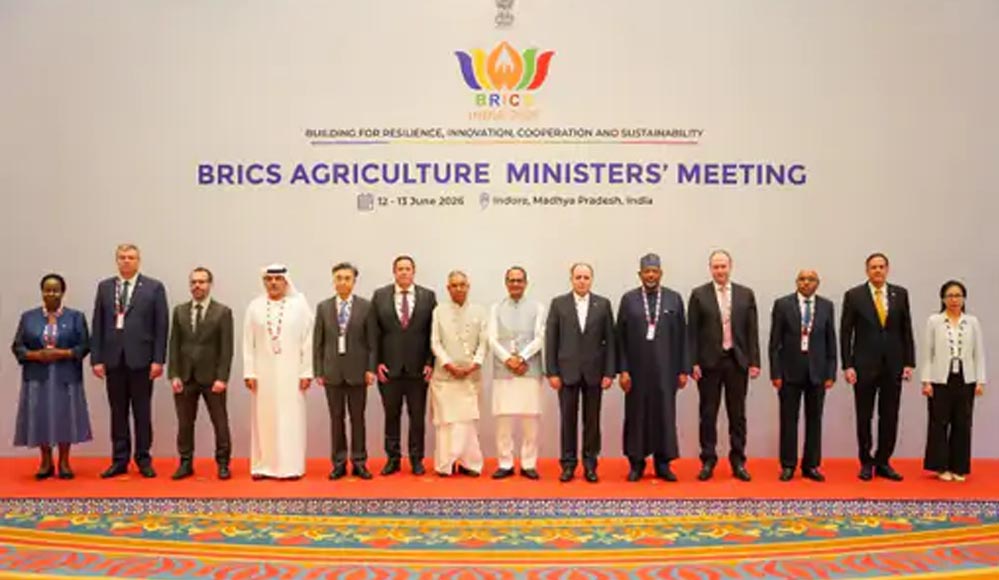 BRICS Agriculture Summit: इंदौर में जुटे 20 देशों के कृषि मंत्री, शिवराज बोले- छोटे किसानों को सशक्त बनाना समय की मांग BRICS Agriculture Summit: इंदौर में जुटे 20 देशों के कृषि मंत्री, शिवराज बोले- छोटे किसानों को सशक्त बनाना समय की मांग