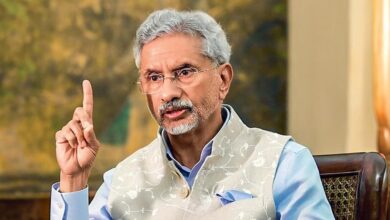 दिखावा मत करो, भारत सब जानता है— रूसी तेल पर जयशंकर का अमेरिका को करारा जवाब दिखावा मत करो, भारत सब जानता है— रूसी तेल पर जयशंकर का अमेरिका को करारा जवाब