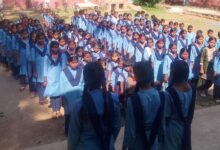 छत्तीसगढ़ के स्कूलों में बड़ा बदलाव: राष्ट्रगान के साथ गूंजेंगे राज्यगीत और वैदिक मंत्र
