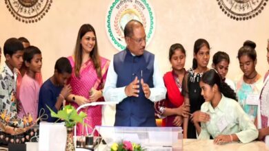 मुख्यमंत्री साय ने बच्चों से मन लगाकर पढ़ाई करने का किया आह्वान : शिक्षा को बताया उज्ज्वल भविष्य और सफलता का आधार