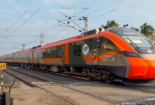 रेलवे की बड़ी तैयारी, 220 KMPH की रफ्तार से दौड़ेंगी सेमी हाई स्पीड ट्रेनें; कोच में होगा ब्लैक बॉक्स