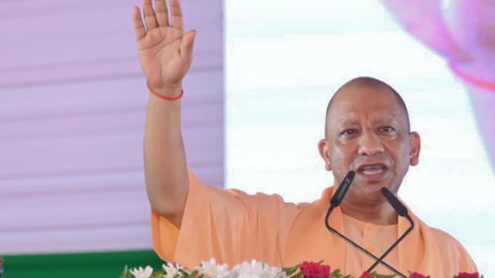 बदला हुआ गोरखपुर बनेगा देश के लिए विकास मॉडल: सीएम योगी बदला हुआ गोरखपुर बनेगा देश के लिए विकास मॉडल: सीएम योगी