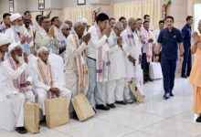 सीएम योगी का आभार जताने पहली उड़ान से लखनऊ आए जेवर के किसान, बोले- सपना कर दिया साकार
