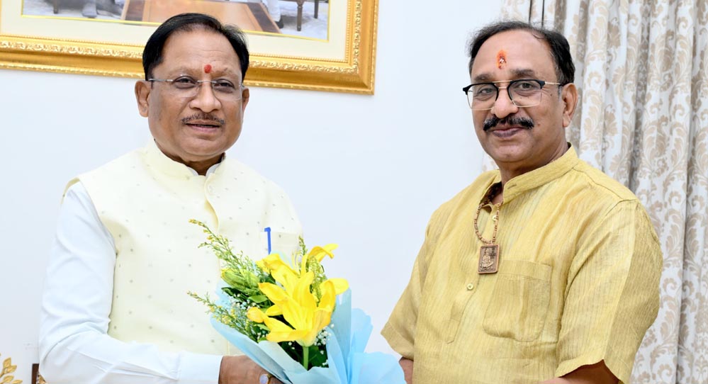 मुख्यमंत्री से छत्तीसगढ़ योग आयोग के नवनियुक्त अध्यक्ष संजय अग्रवाल ने की सौजन्य मुलाकात मुख्यमंत्री से छत्तीसगढ़ योग आयोग के नवनियुक्त अध्यक्ष संजय अग्रवाल ने की सौजन्य मुलाकात