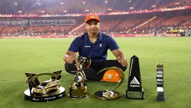 15 साल के वैभव सूर्यवंशी ने IPL 2026 में मचाया तूफान, 776 रन और 72 छक्कों से हिला दिए रिकॉर्ड बुक्स 15 साल के वैभव सूर्यवंशी ने IPL 2026 में मचाया तूफान, 776 रन और 72 छक्कों से हिला दिए रिकॉर्ड बुक्स