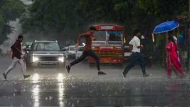 Mumbai Monsoon: बारिश से बेहाल मुंबई, अंधेरी सबवे डूबा; कई इलाकों में जलभराव, IMD का येलो अलर्ट जारी