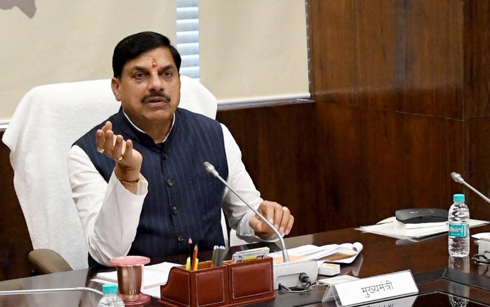 सार्वजनिक स्थलों पर सीसीटीवी और आवासों में ईको फ्रेंडली भवन निर्माण सामग्री के उपयोग को करें प्रोत्साहित : मुख्यमंत्री डॉ. यादव सार्वजनिक स्थलों पर सीसीटीवी और आवासों में ईको फ्रेंडली भवन निर्माण सामग्री के उपयोग को करें प्रोत्साहित : मुख्यमंत्री डॉ. यादव