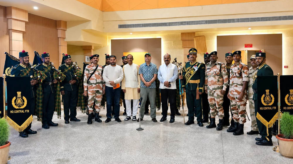 मेधावी प्रतिभाओं का अभिनंदन : शिक्षा, संस्कार और चेतना के संगम का बना प्रेरक आयोजन