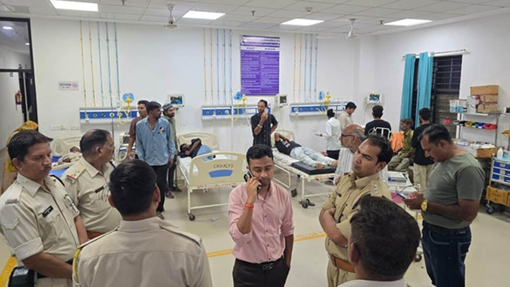 रतलाम में मुहर्रम जुलूस के दौरान बड़ा हादसा, हाईटेंशन लाइन से ताजिया टकराया; 3 की मौत, 20 से ज्यादा झुलसे
