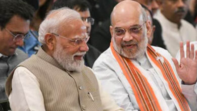 मोदी कैबिनेट विस्तार की चर्चा तेज, दूसरी पार्टियों से आए सांसदों को मिल सकती है बड़ी जिम्मेदारी मोदी कैबिनेट विस्तार की चर्चा तेज, दूसरी पार्टियों से आए सांसदों को मिल सकती है बड़ी जिम्मेदारी