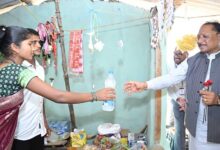जब मुख्यमंत्री रुके एक छोटी-सी किराना दुकान पर… और सामने थी बदलाव की बड़ी कहानी